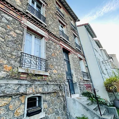 Maison Suresnes Extérieur photo