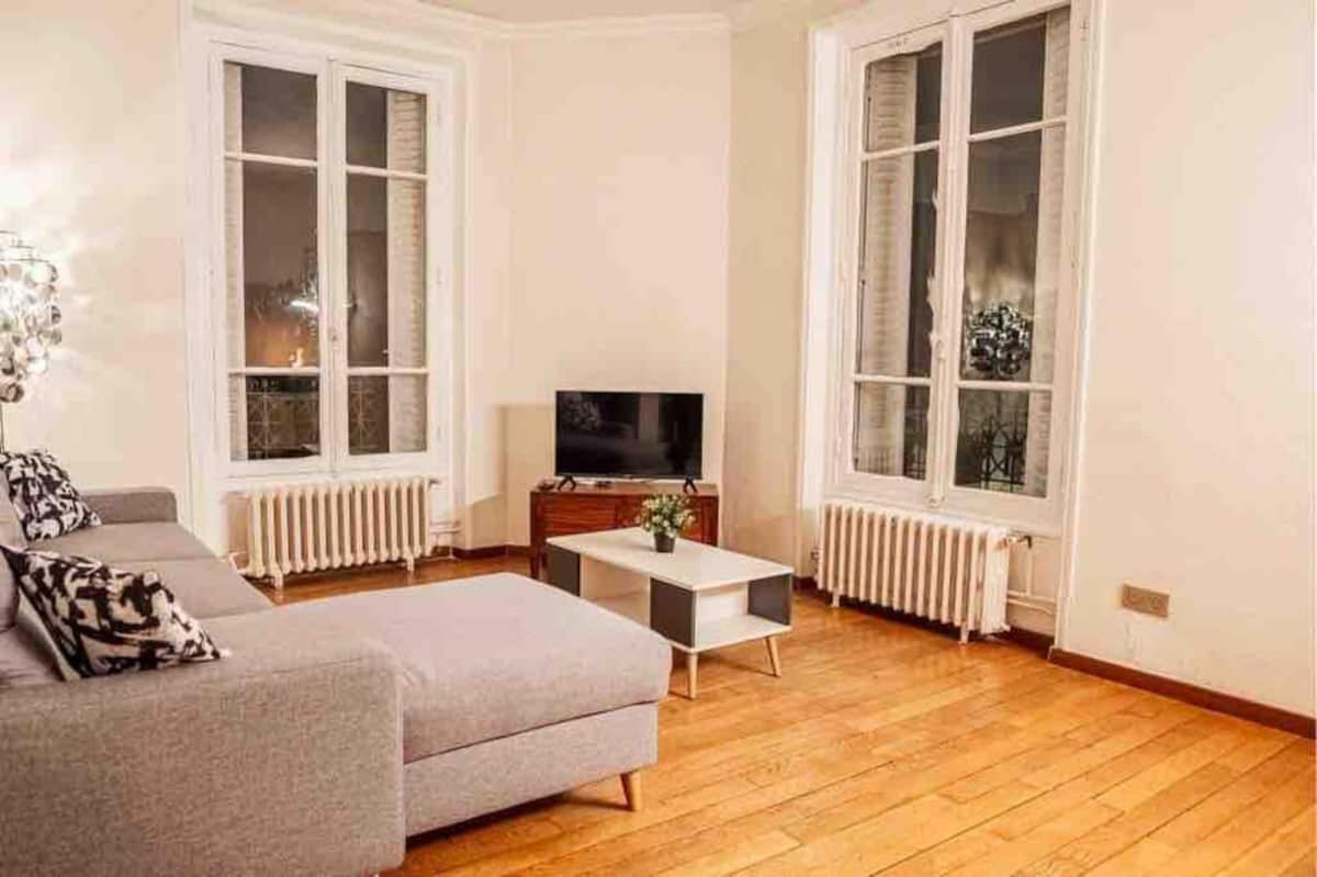 Maison * Suresnes