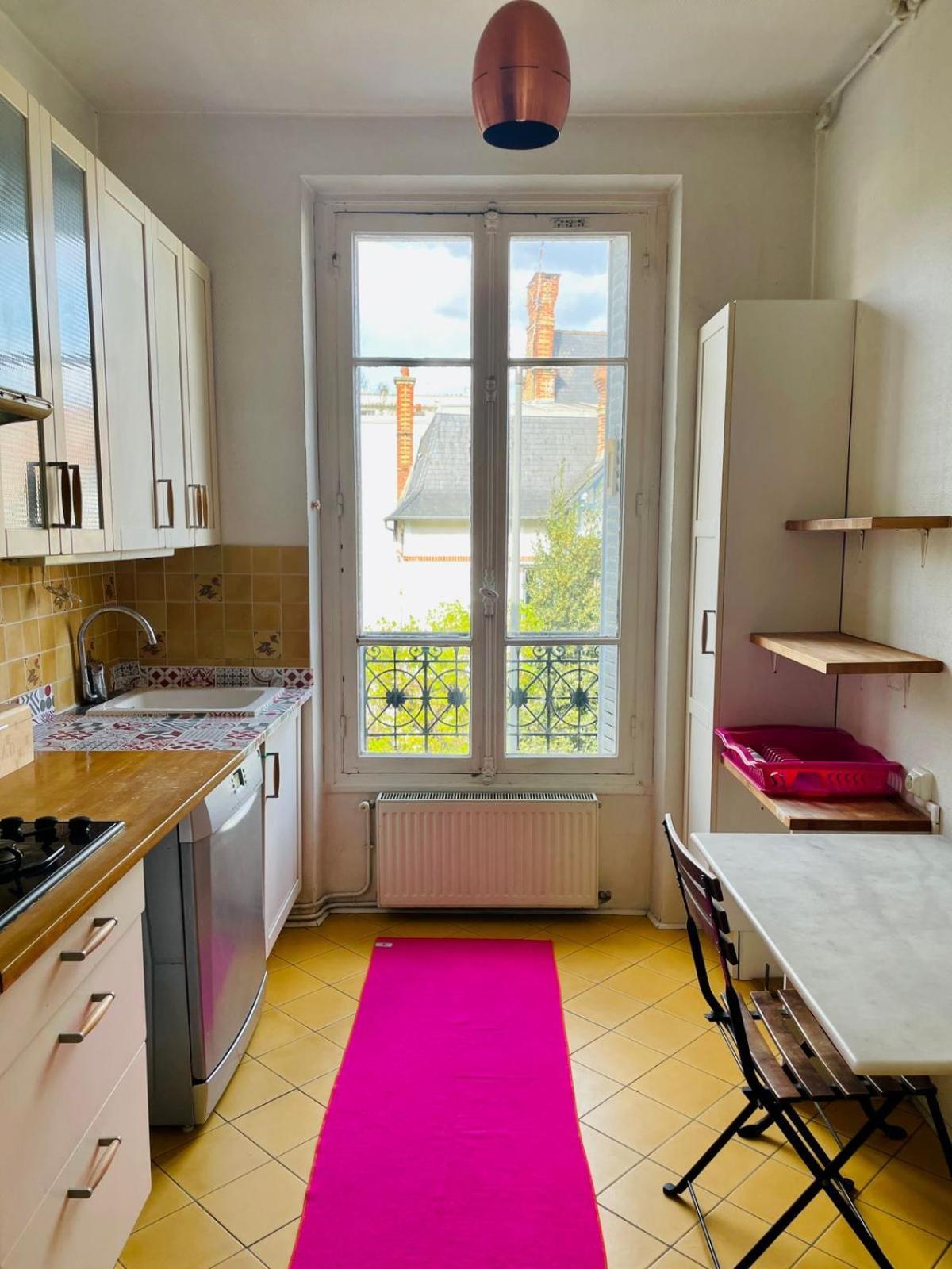 Maison *